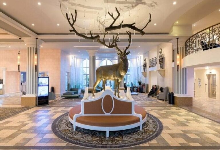 Hoteles en Disneyland París: Guía Completa con Precios y Entradas